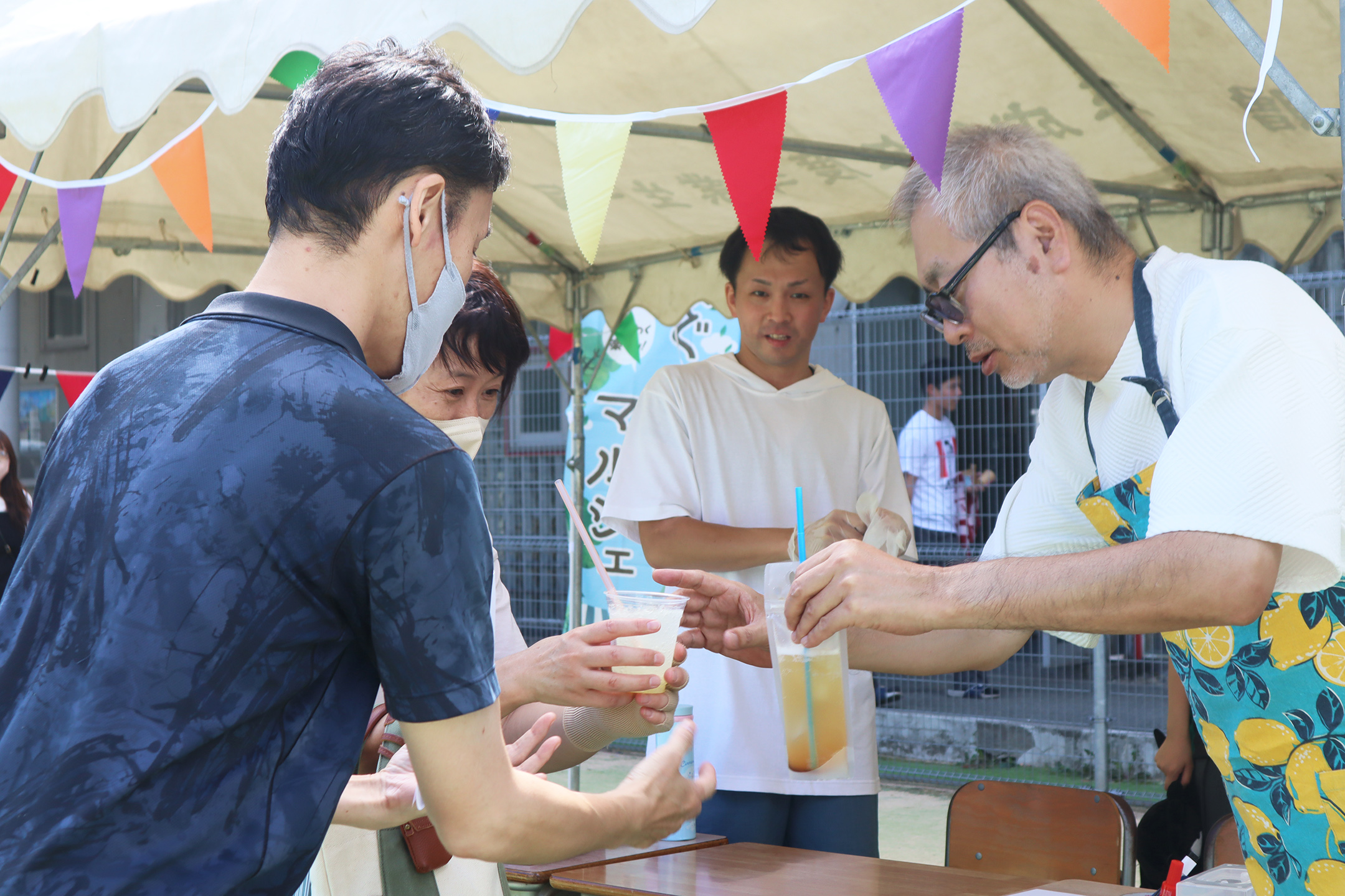 武田中学校・高校が武田祭でSDGsマルシェを開催