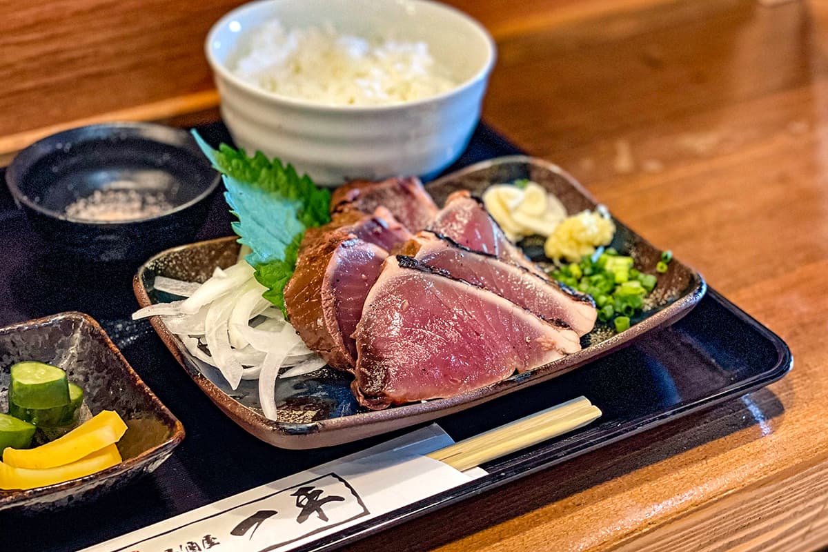 居酒屋一平のカツオのたたき