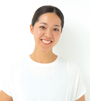 講師の岡田由里佳さん