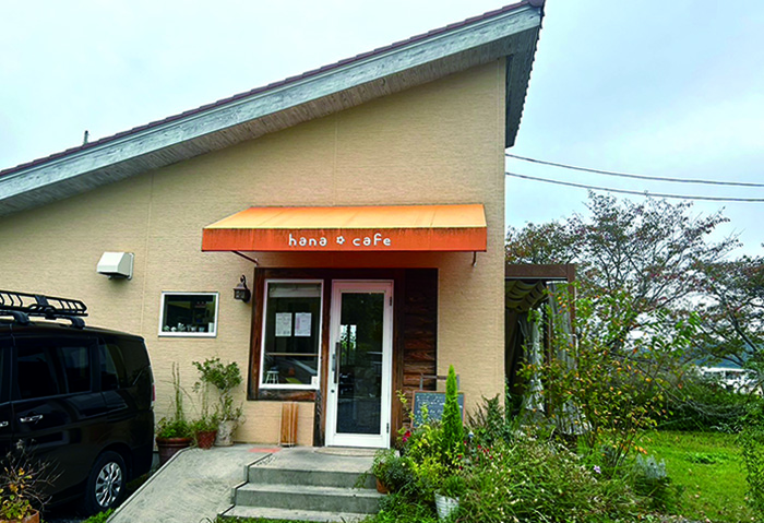 西条町御薗宇の「hana cafe（ハナカフェ）」